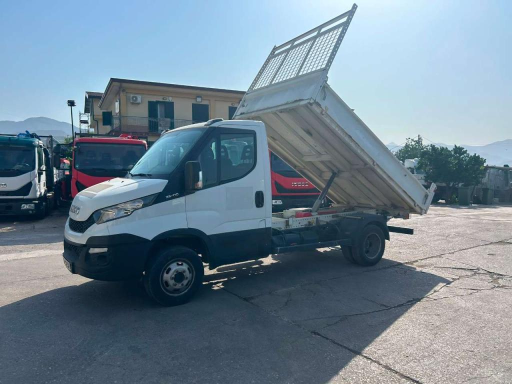 Iveco DAILY 35-110 Photo 3