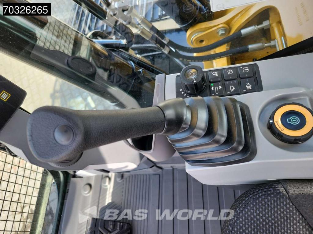 Caterpillar 324 Photo 27