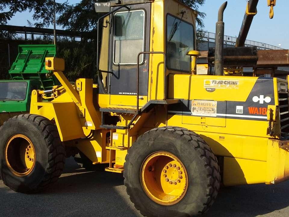 Komatsu WA180 Photo 4