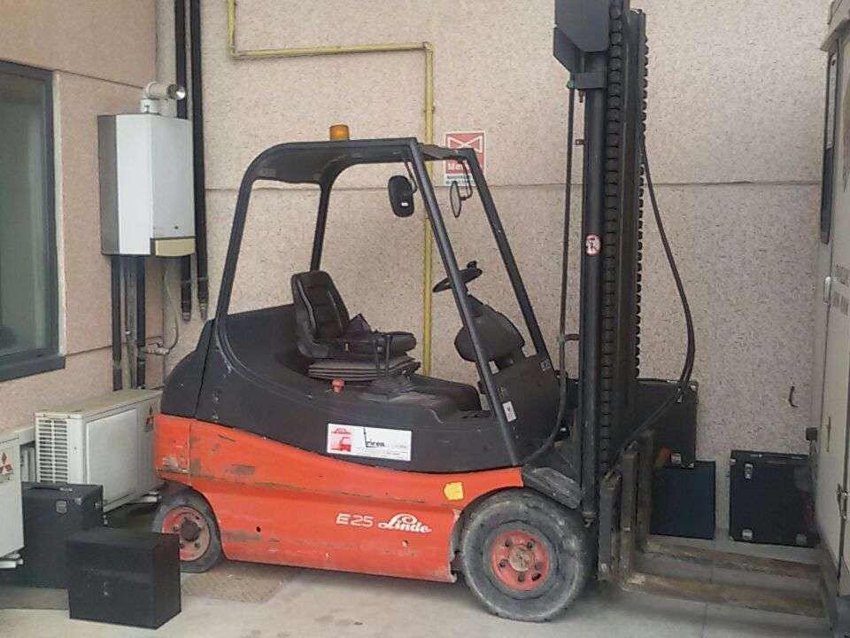 Linde E 25 Photo 1