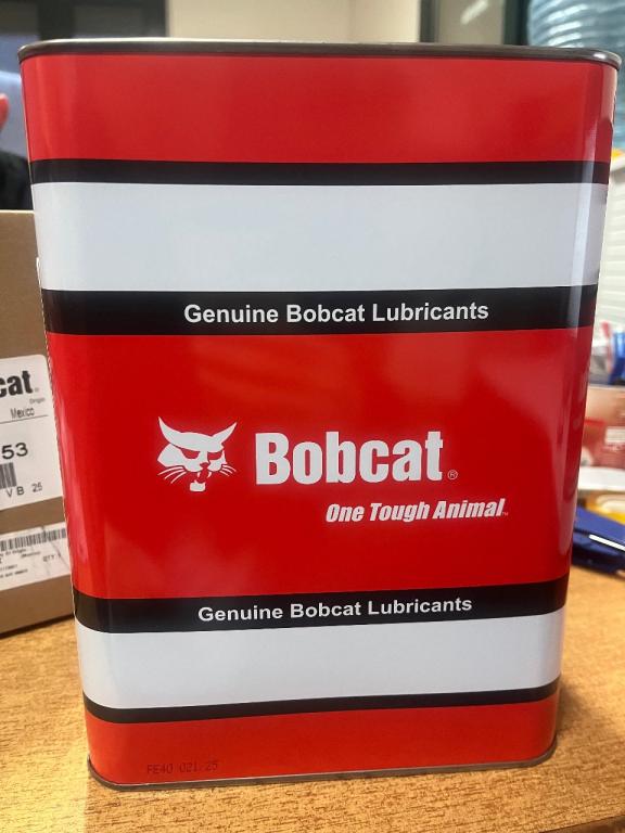 Bobcat Engine oil Photo 1