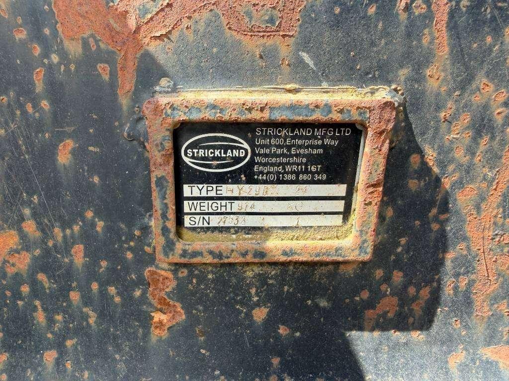 Miller EC290 / EC300 Geith Photo 9