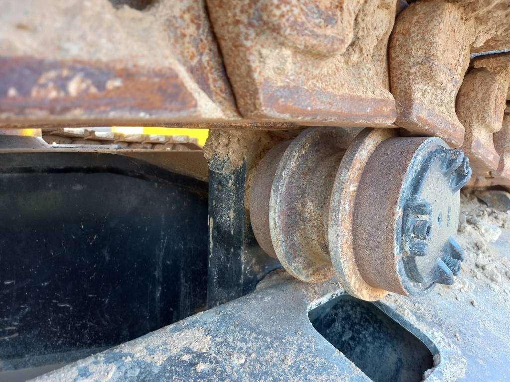Caterpillar 350 (EXW - Abu Dhabi) Photo 14