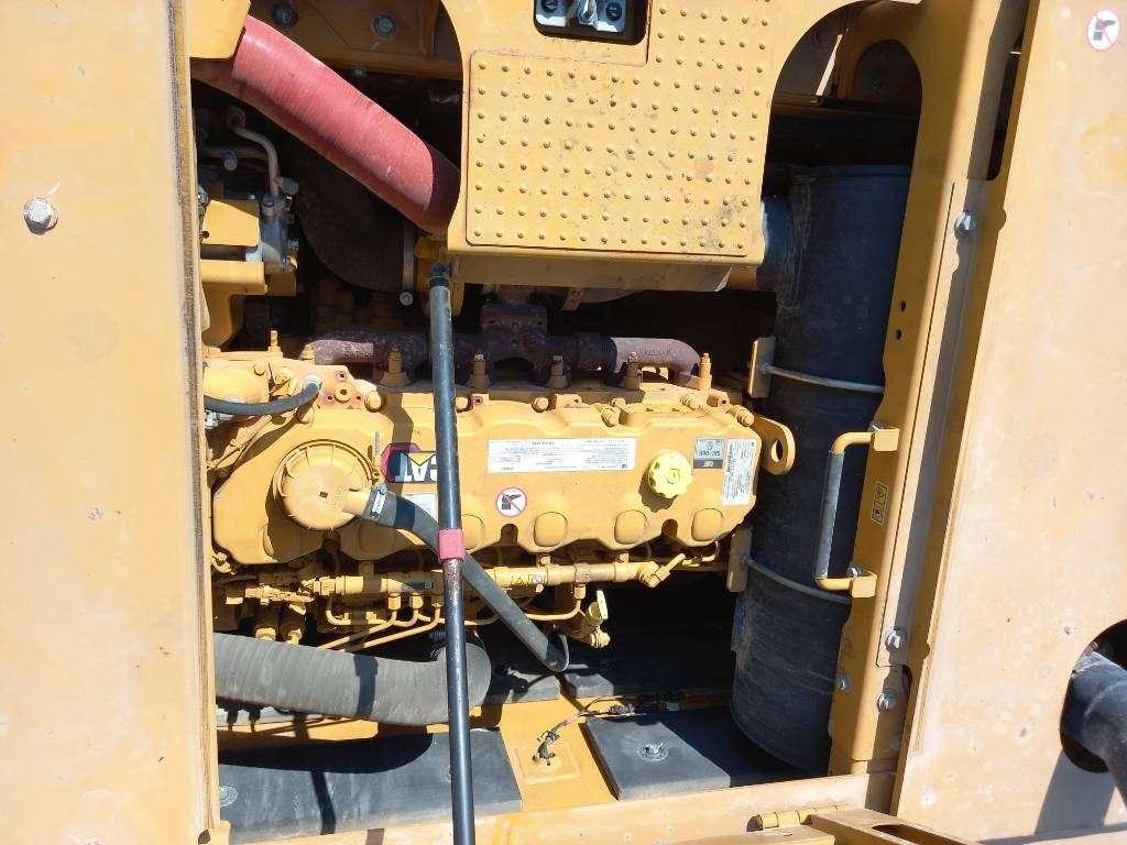 Caterpillar 350 (EXW - Abu Dhabi) Photo 22