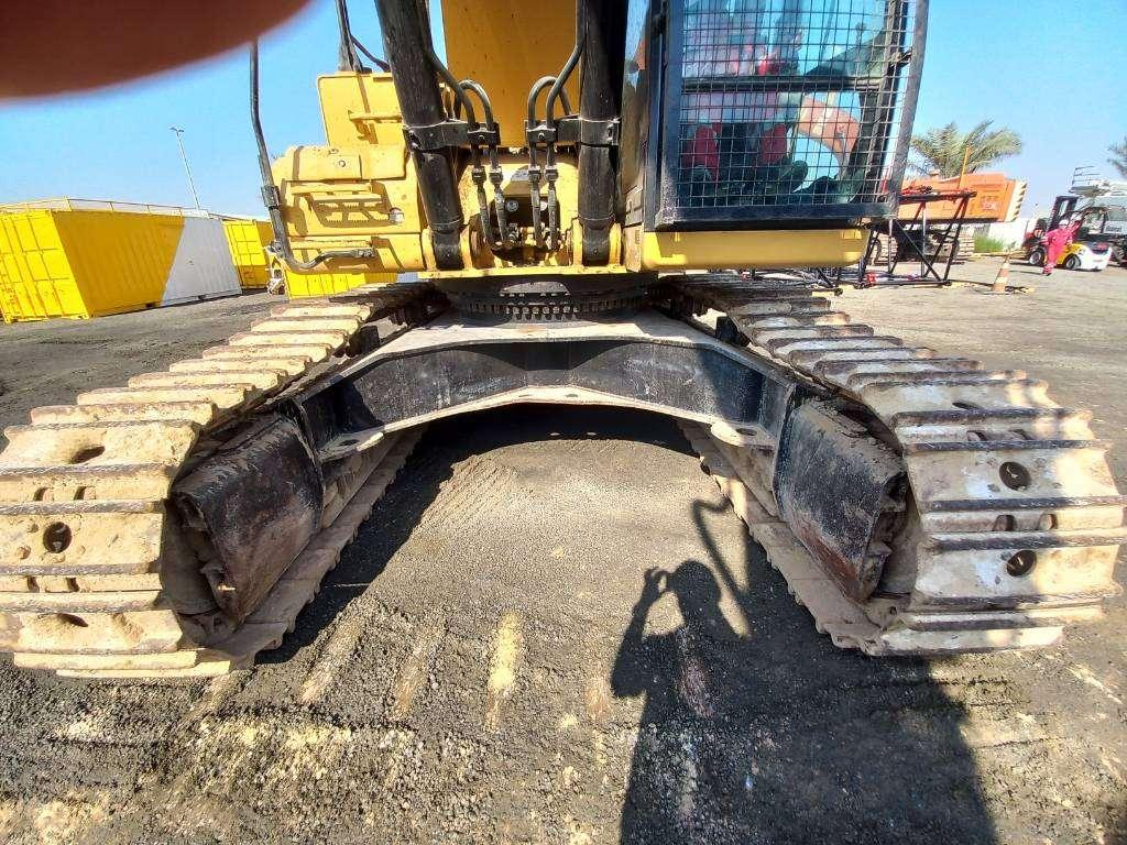 Caterpillar 350 (EXW - Abu Dhabi) Photo 9