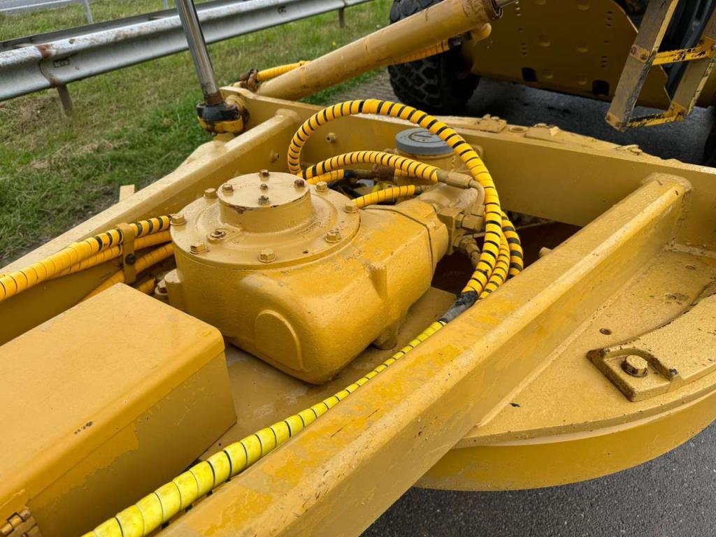 Caterpillar 140M Photo 17