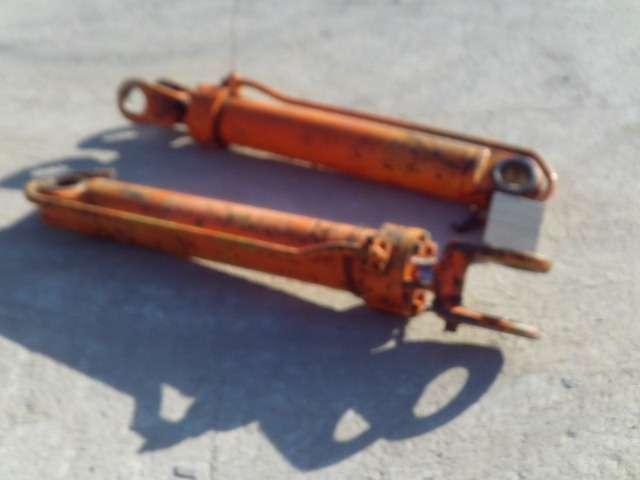Lifting piston for Fiat Hitachi W170 Photo 3
