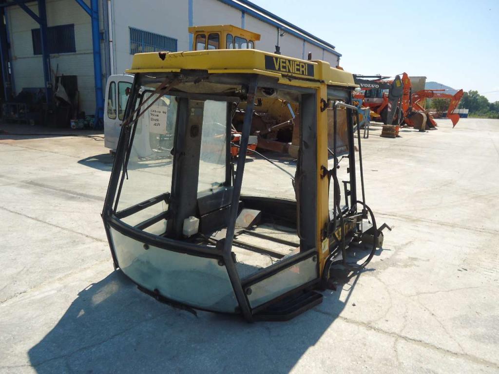 Cab for Venieri 12.23 Photo 2