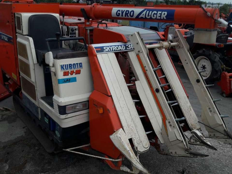 Kubota SR30 Photo 4