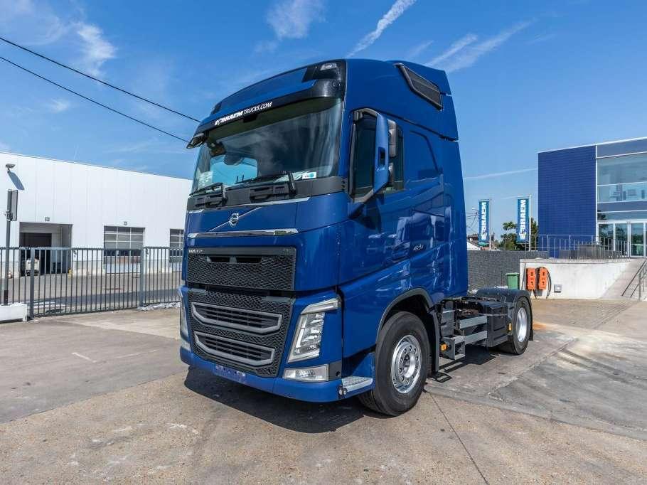 Volvo FH 420 Photo 1