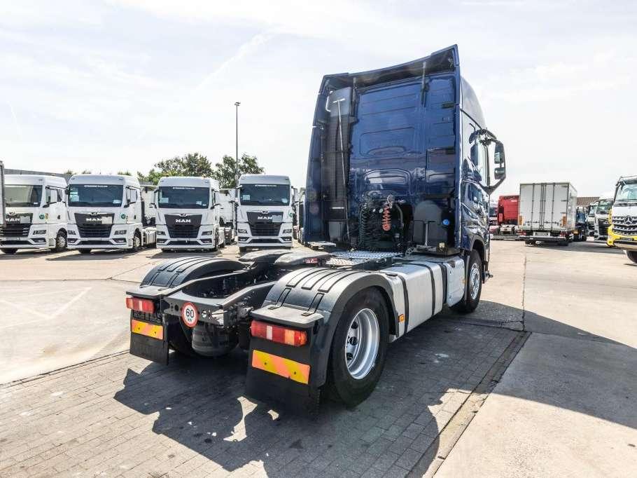 Volvo FH 420 Photo 4