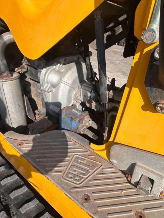JCB 801.10 Photo 8