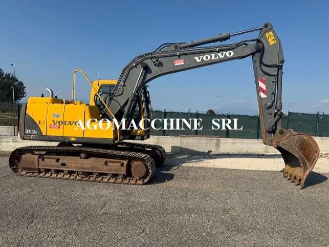 Volvo EC140B LC Photo 7