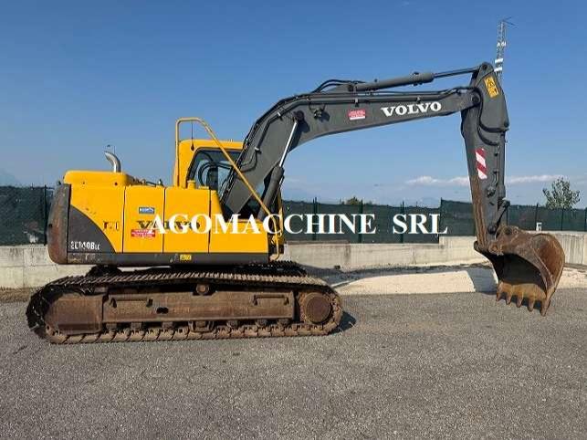 Volvo EC140B LC Photo 8