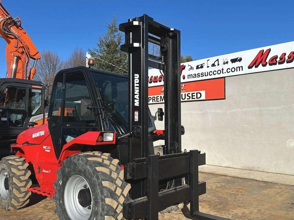 Manitou M50-4 4x4 Photo 11