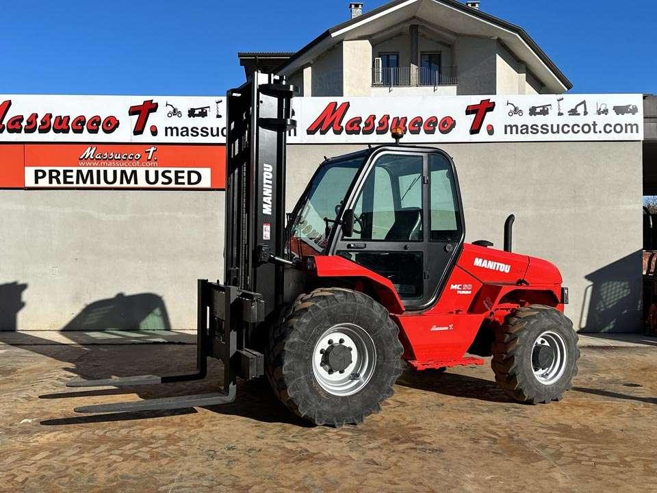 Manitou M50-4 4x4 Photo 2