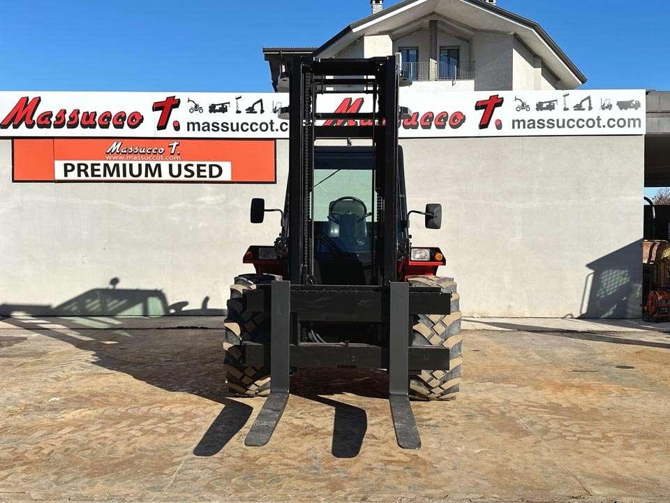Manitou M50-4 4x4 Photo 21