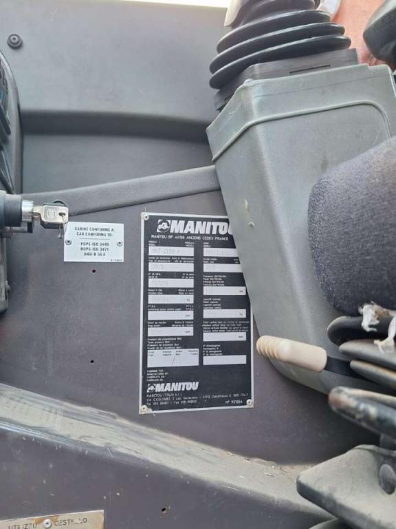 Manitou MRT 2150+ PRIVILEGE Photo 6