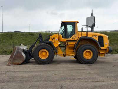 Volvo L150G Photo 1