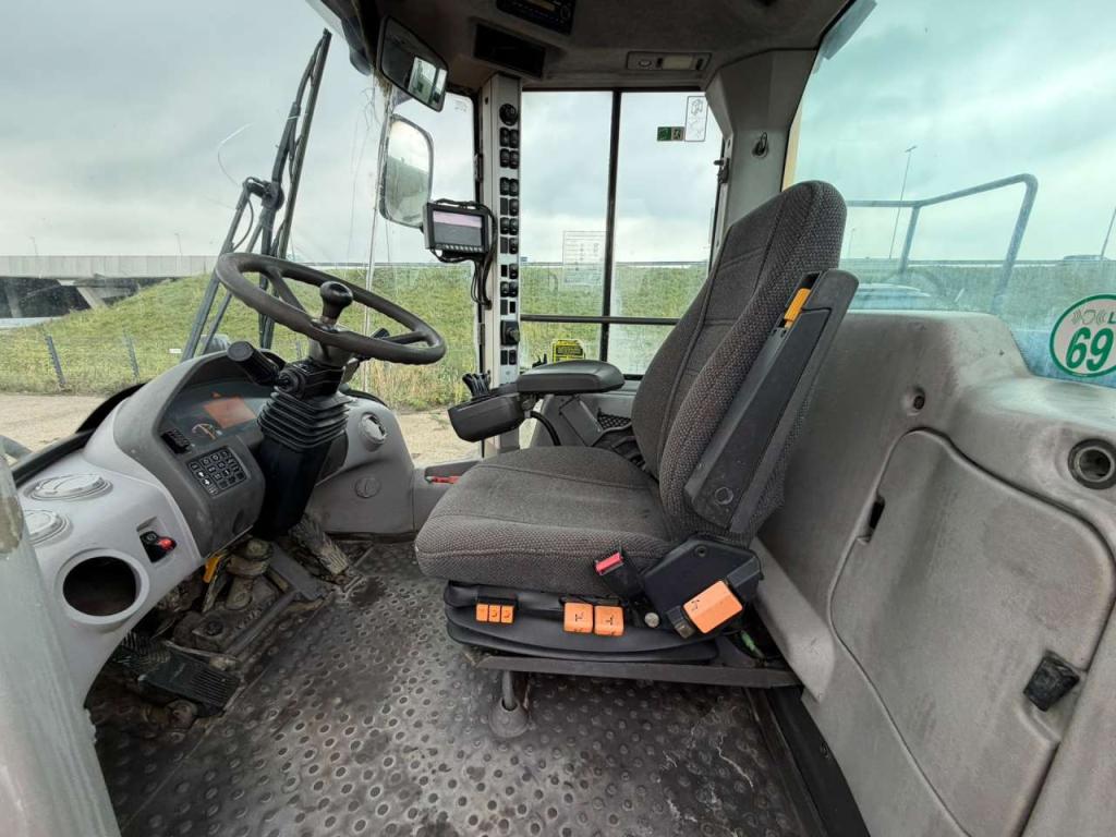 Volvo L150G Photo 16