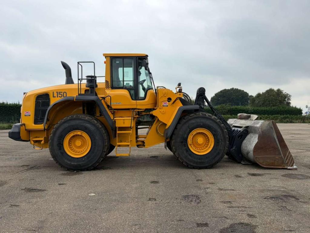 Volvo L150G Photo 6