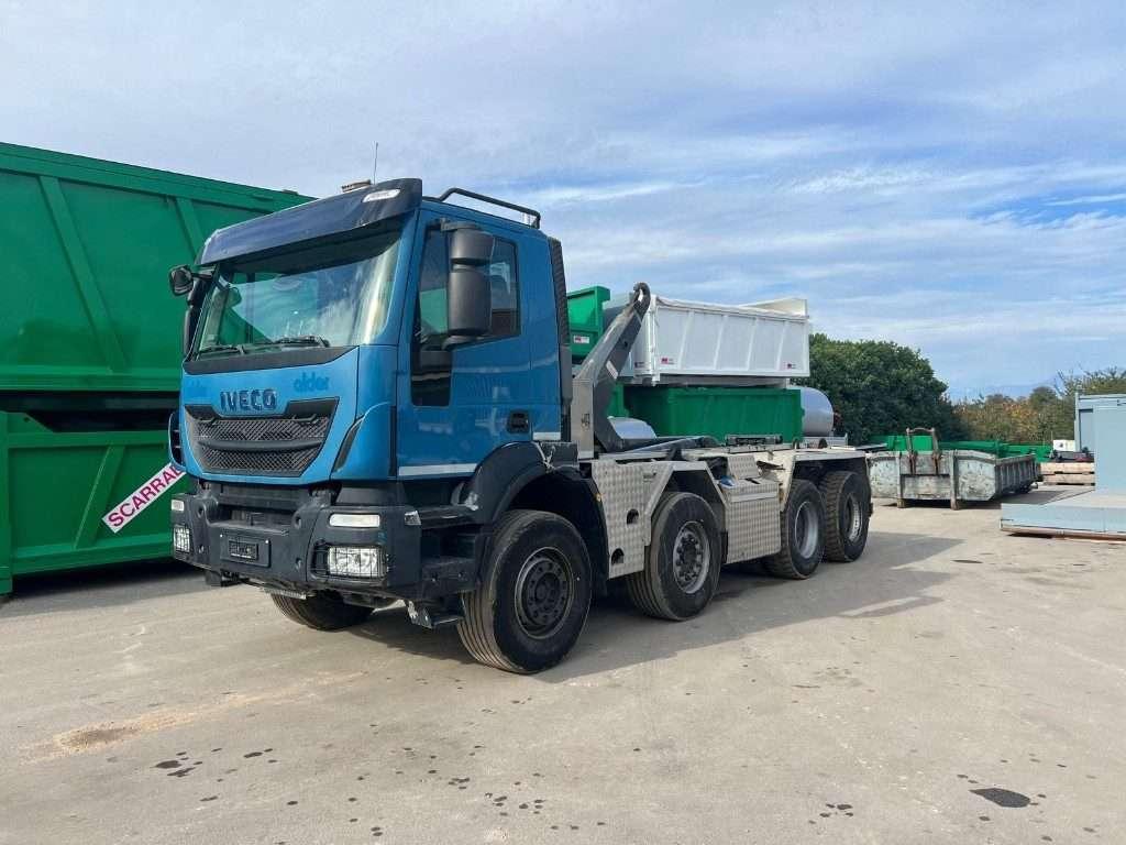 Iveco TRAKKER 340T45 USATO SCARRABILE Photo 1
