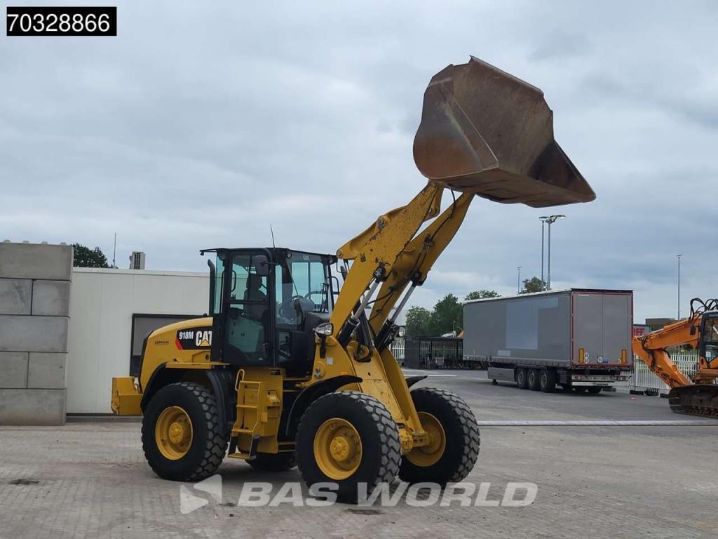 Caterpillar 918 M Bucket + Forks Photo 10