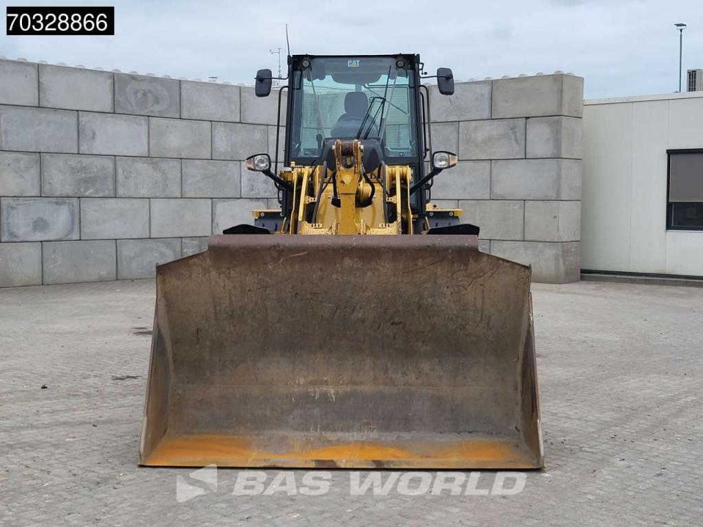 Caterpillar 918 M Bucket + Forks Photo 11