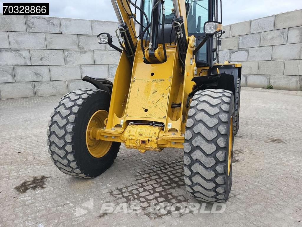Caterpillar 918 M Bucket + Forks Photo 14