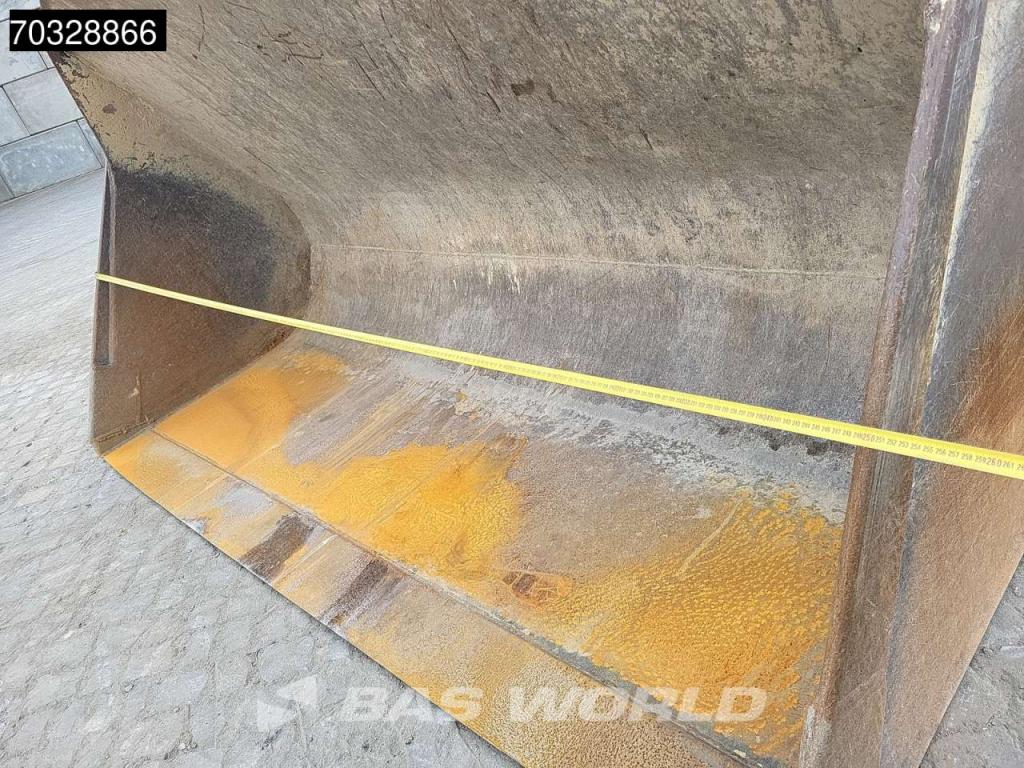 Caterpillar 918 M Bucket + Forks Photo 18
