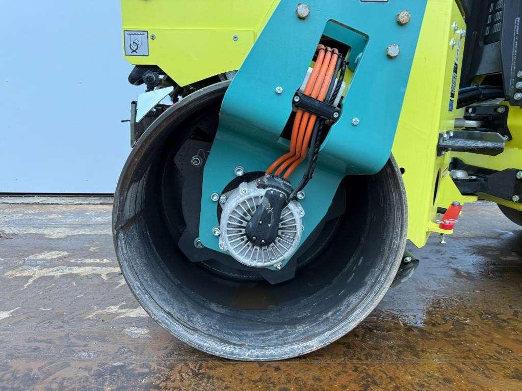 Ammann eARX 26-2 - New / Unused / Full Electric Photo 17