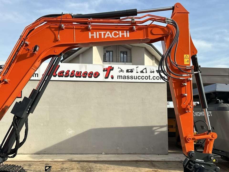 Hitachi ZX95USB-7 Photo 6