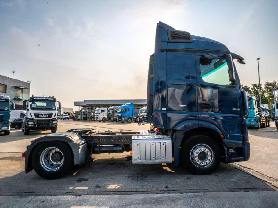 Mercedes-Benz ACTROS 1846 LS Photo 3