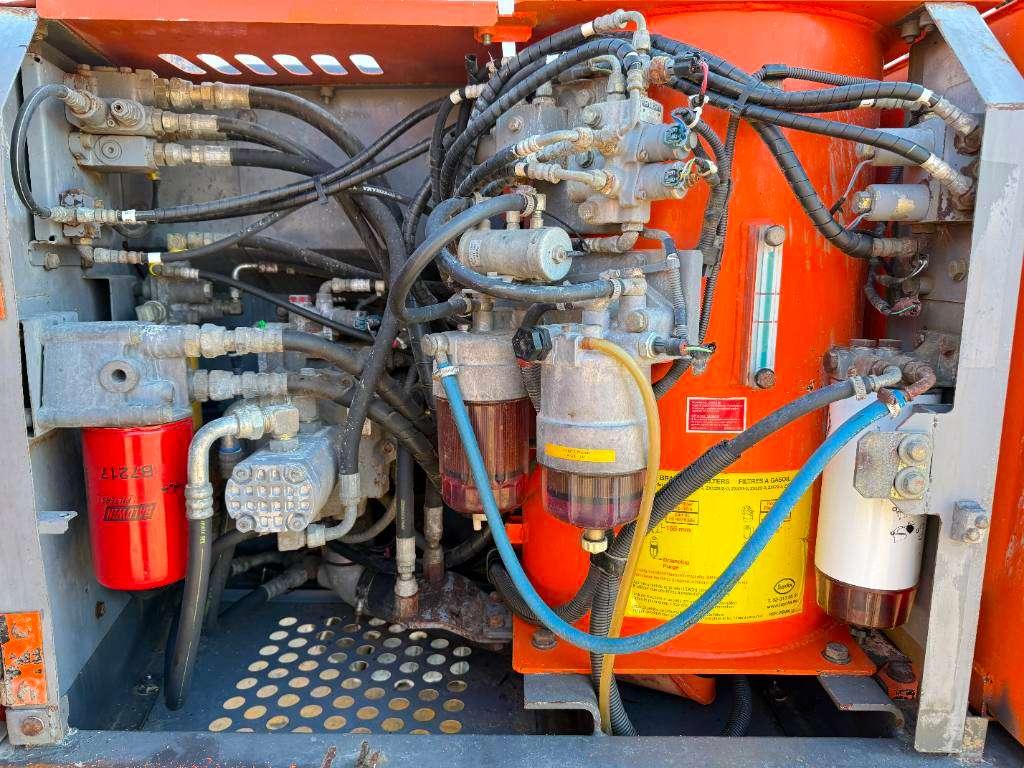 Hitachi ZX130-3 - Hammer Lines / Quick Coupler Photo 29