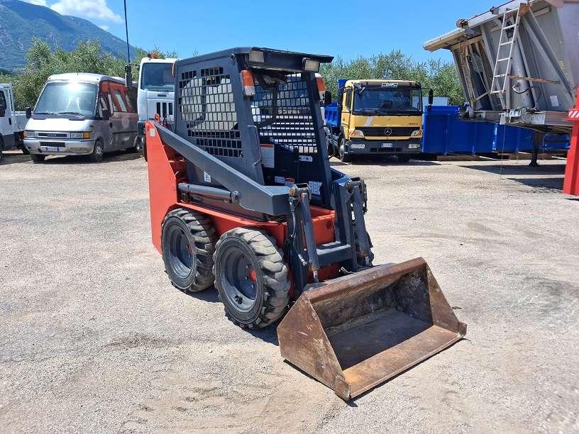 Thomas T83S Photo 1