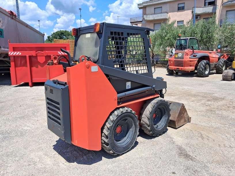 Thomas T83S Photo 2