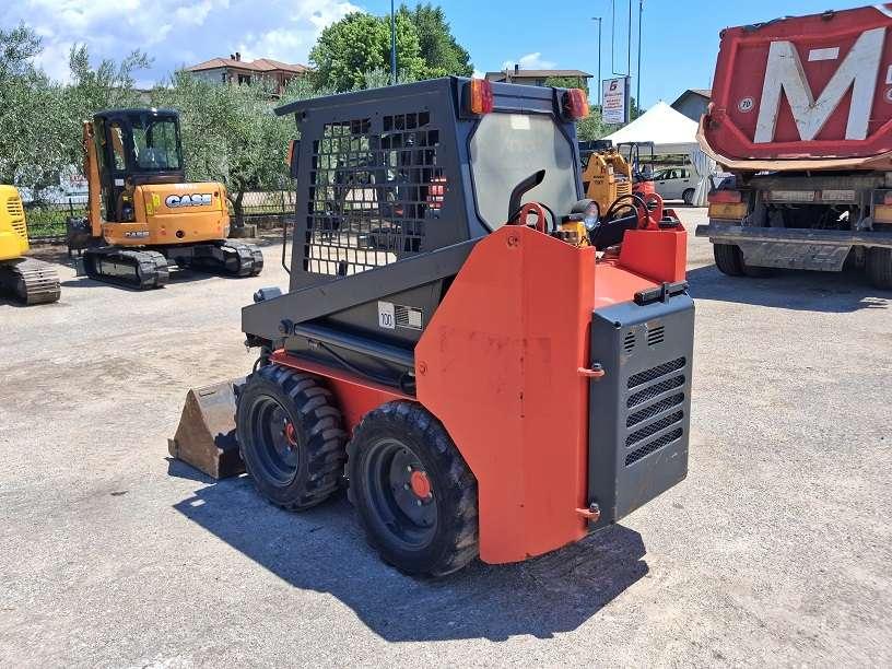 Thomas T83S Photo 3