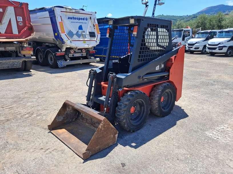 Thomas T83S Photo 4