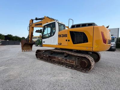 Liebherr R936 NLC sold by Skynet Srl
