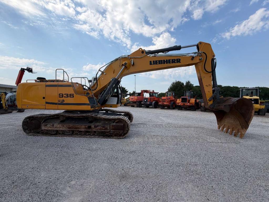 Liebherr R936 NLC Photo 4