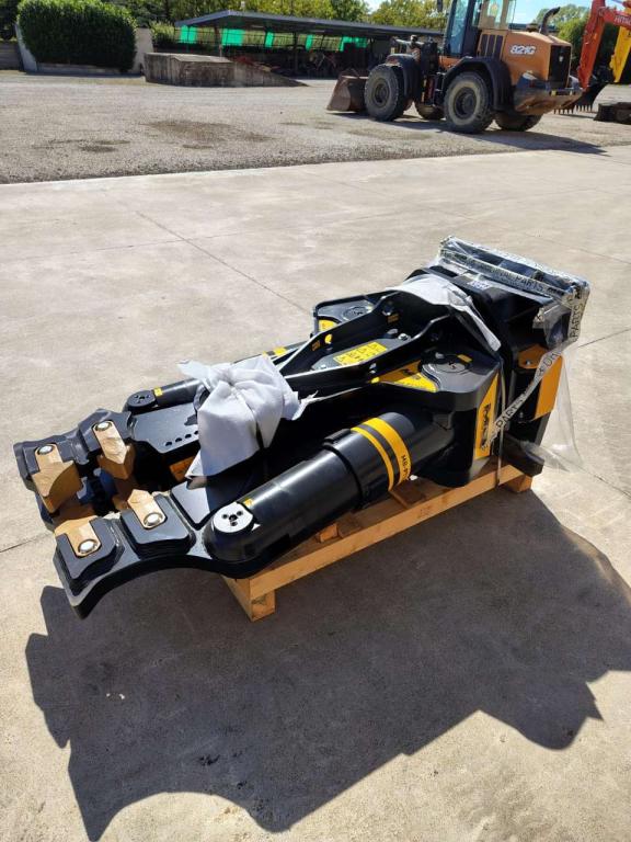 MB CRUSHER PT1650 Photo 2