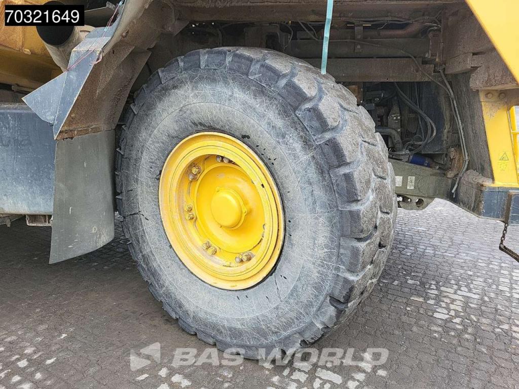 Komatsu HD605 -7E0 Photo 26