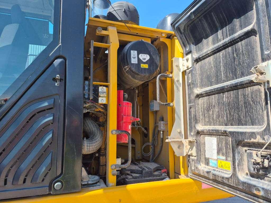 Caterpillar 326FL Photo 15