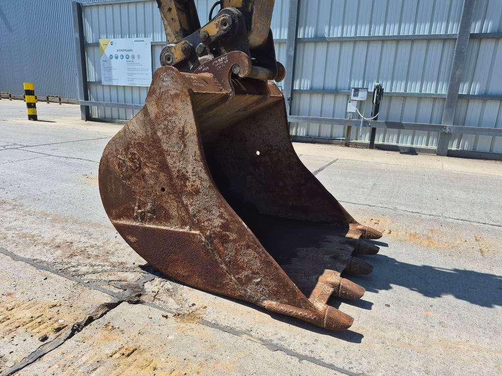 Caterpillar 326FL Photo 22