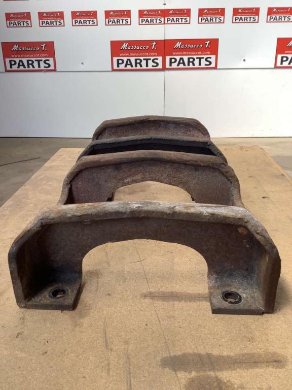 Undercarriage spare parts for Hitachi ZX160LC Photo 3