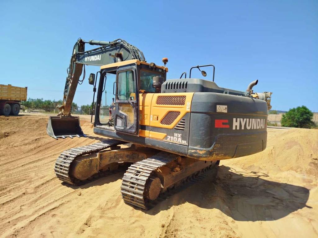 Hyundai HX210ANL Photo 2