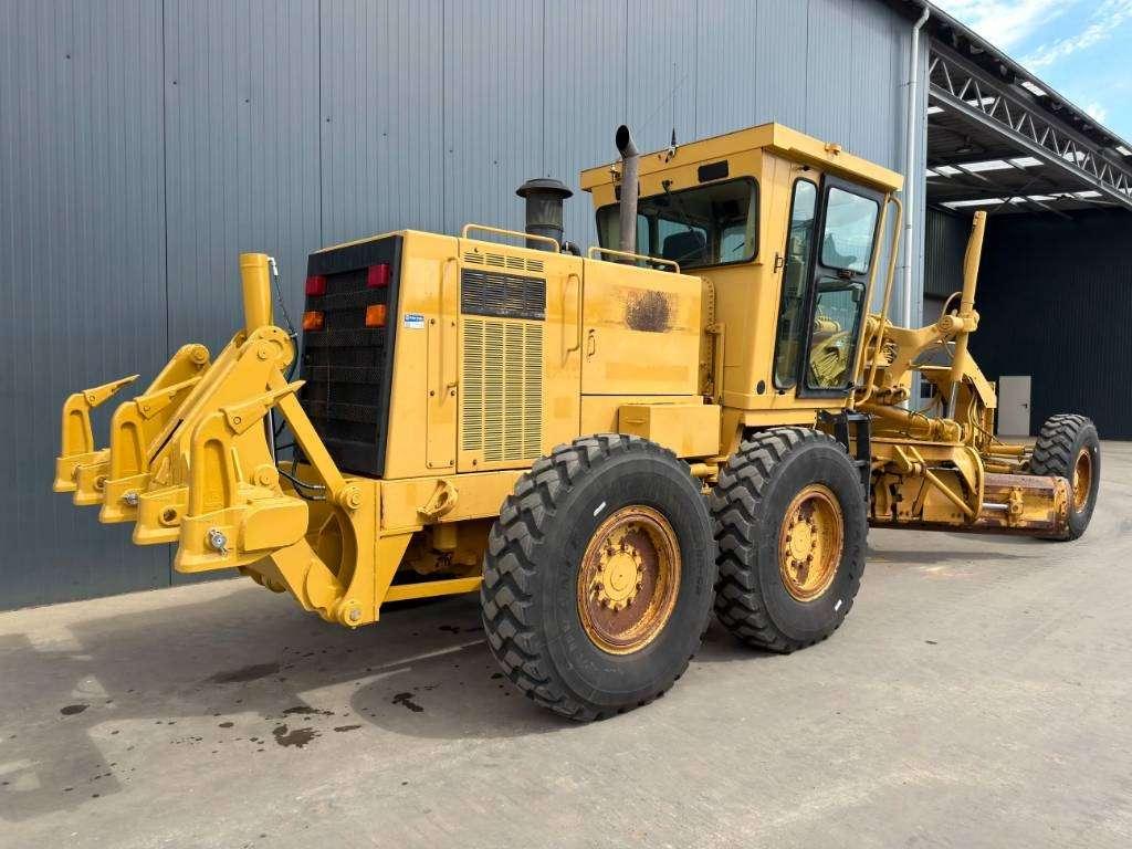 Caterpillar 140H Photo 4
