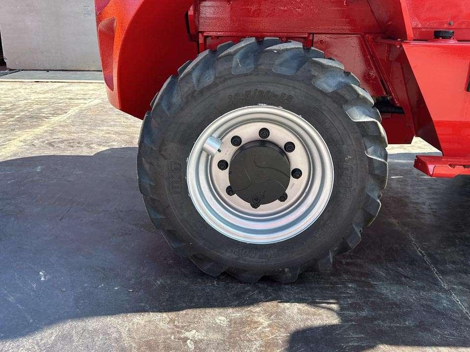Manitou M30-4 4x4 Photo 4