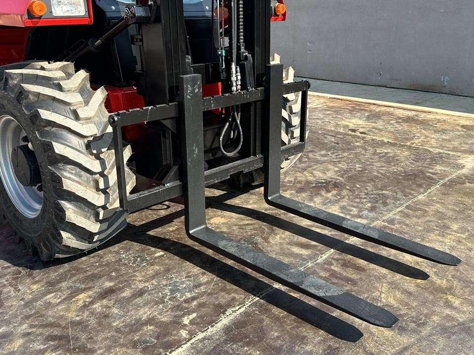 Manitou M30-4 4x4 Photo 8