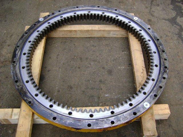 Slewing ring for Komatsu PC 180-3 Photo 1